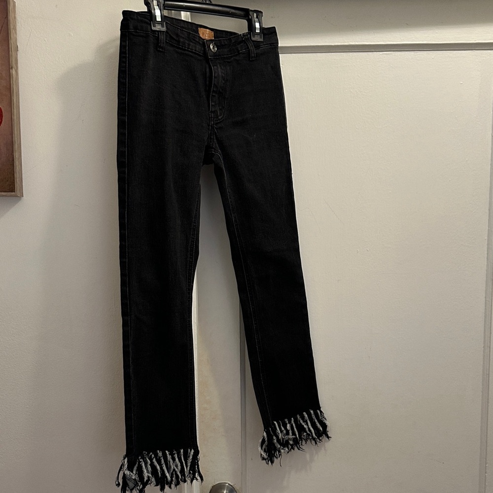 POL Ankle-Length Black Jeans with Fringe - Preloved